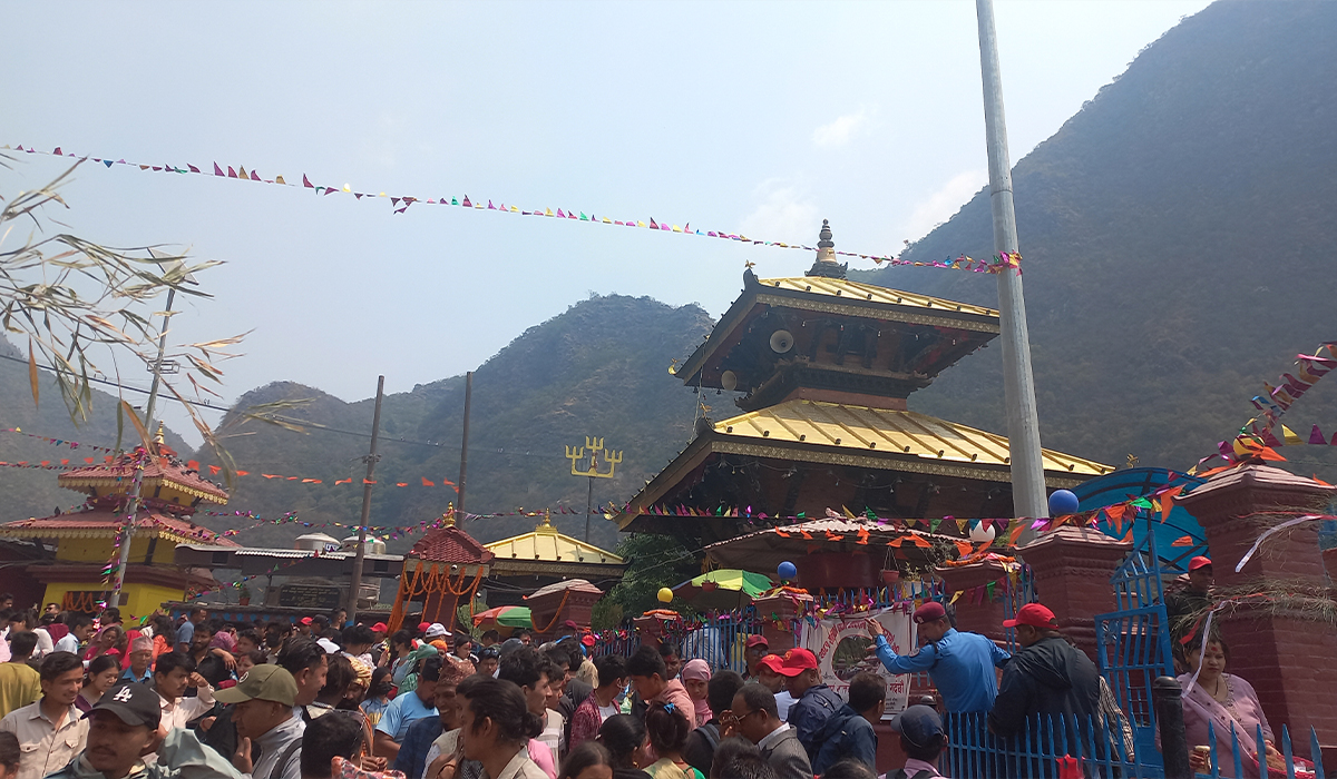 सुपा देउरालीमा धार्मिक पर्यटकको घुइँचो